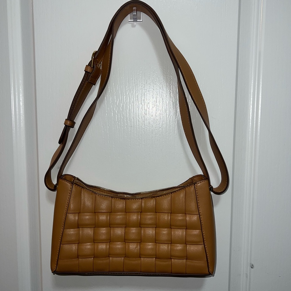 a new day Target tan woven crossbody/shoulder bag